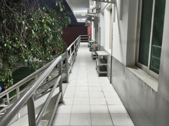 21-Room Labour Camp for Rent in Al Quoz 4, Dubai